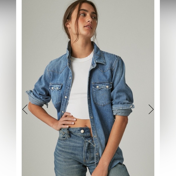 Lucky Brand Tops - Lucky 🍀 Brand blue button up long sleeve women size 2X